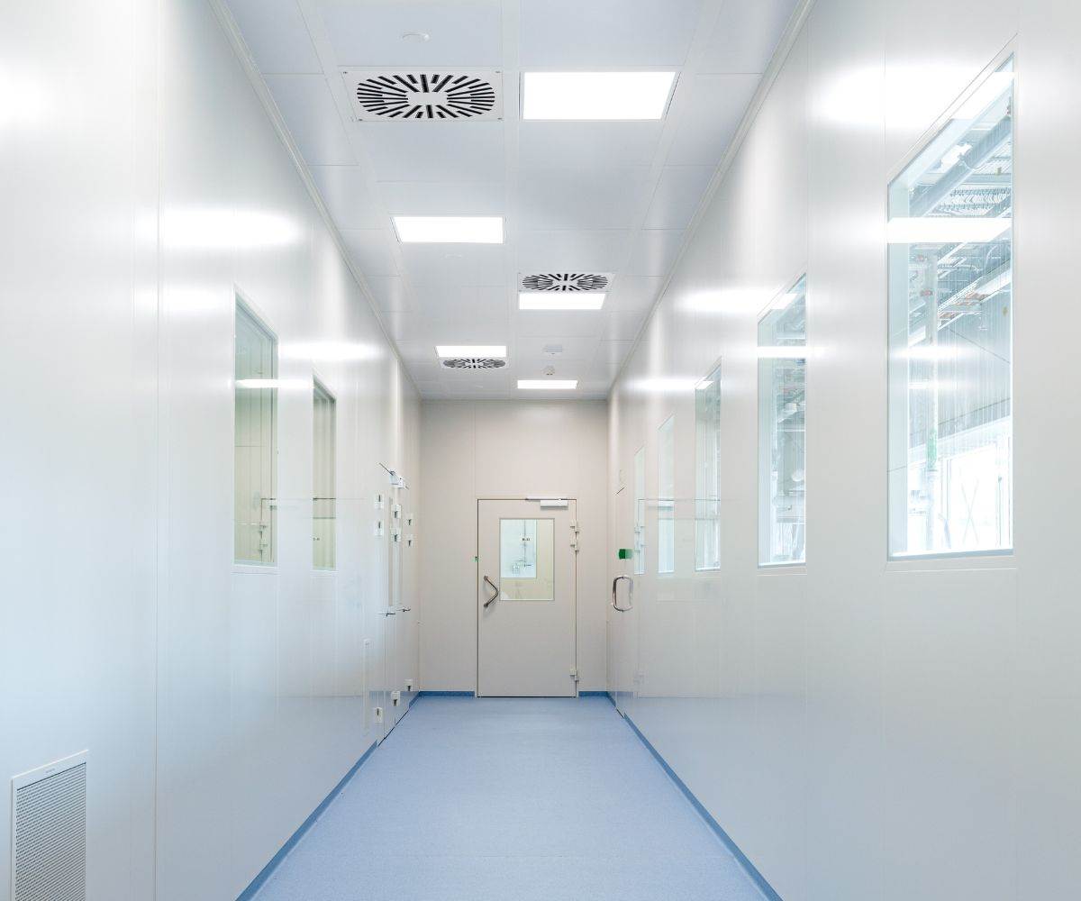 Clean room hallway